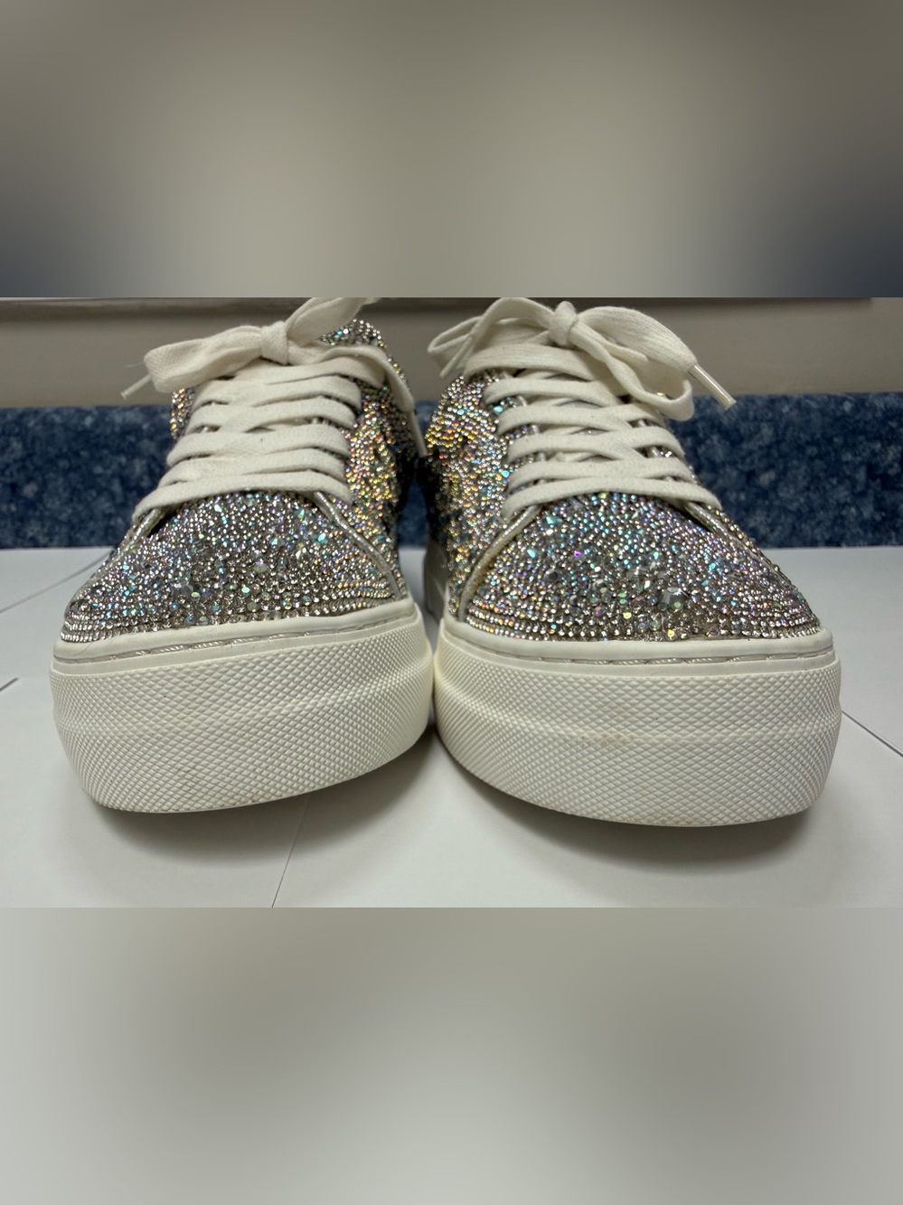 Betsey Johnson SB-SIDNY Rhinestone Sneakers Women’s 9 Crystal Bling Shoes - Picture 4 of 16